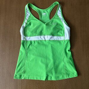 Nike Fit Dry Athletic Work Out Top - Size Medium